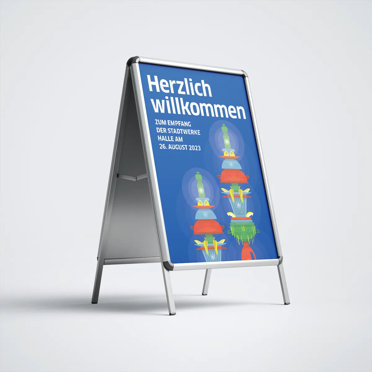 Plakate in Kundenstoppern heißen die Gäste zum Laternenfest-Empfang willkommen